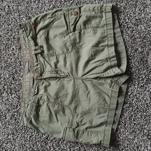Naturals Reflections Green Shorts 100% Cotton Size 10